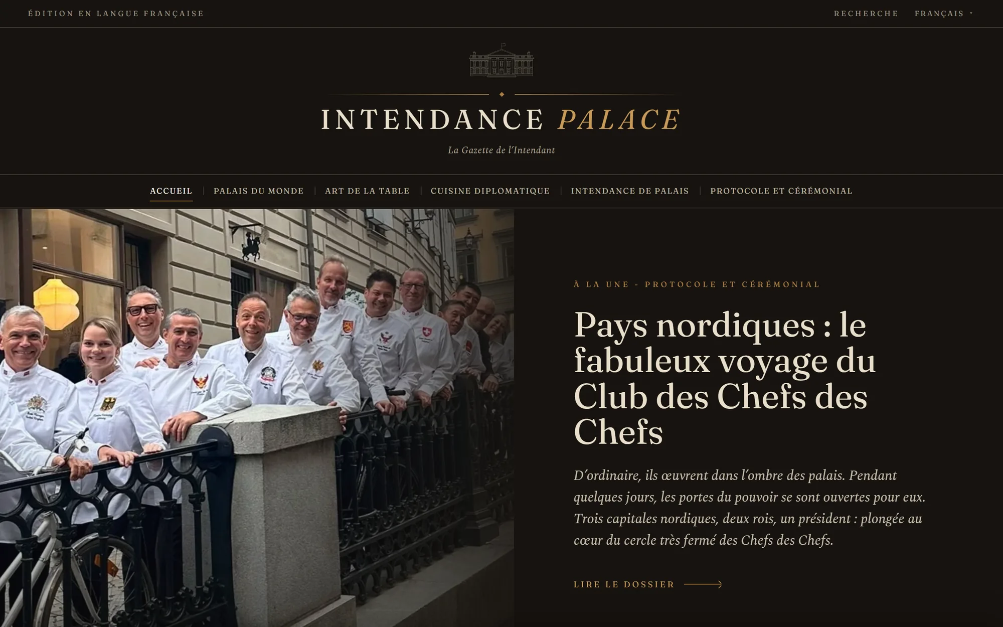 Homepage, French edition: masthead, section navigation and the lead story.
